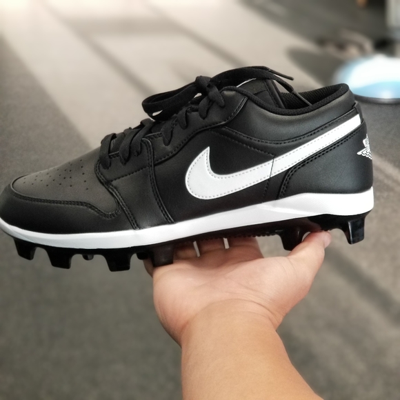 jordan 1 retro mcs low